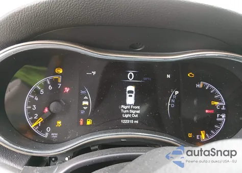 2017 Jeep Grand Cherokee Laredo 4X4 z USA, uszkodzony, nr VIN 1C4RJFAG1HC720369